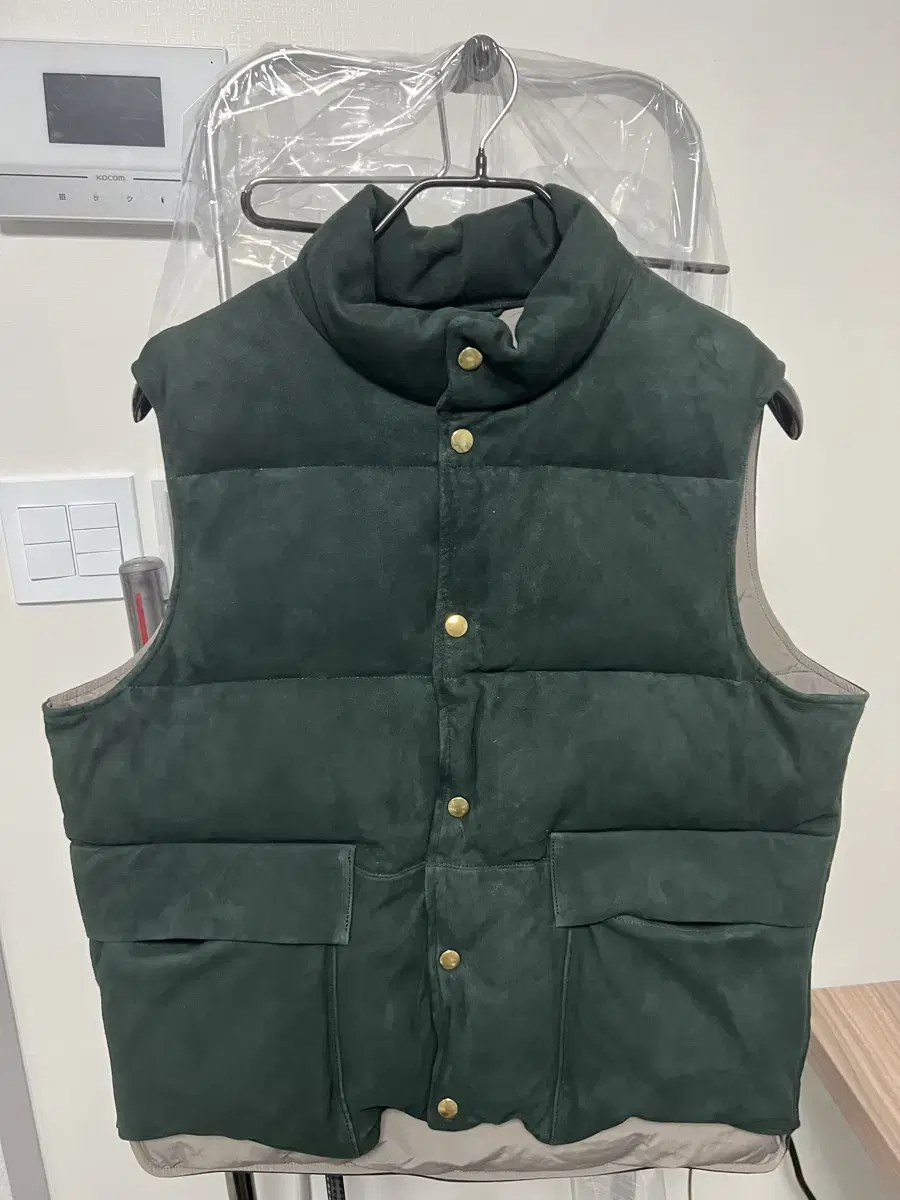 A.PRESSE 아프레쎄 24AW Suede Down Vest 스웨이드